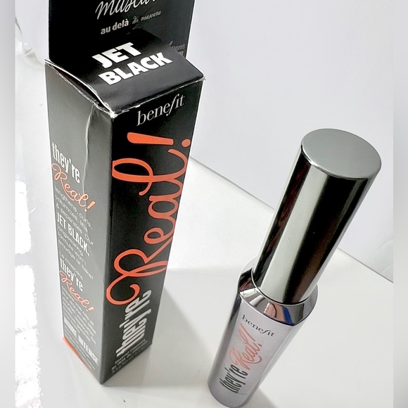 Benefit Cosmetics They’re REAL Mascara shade Jet Black. - Picture 2 of 2